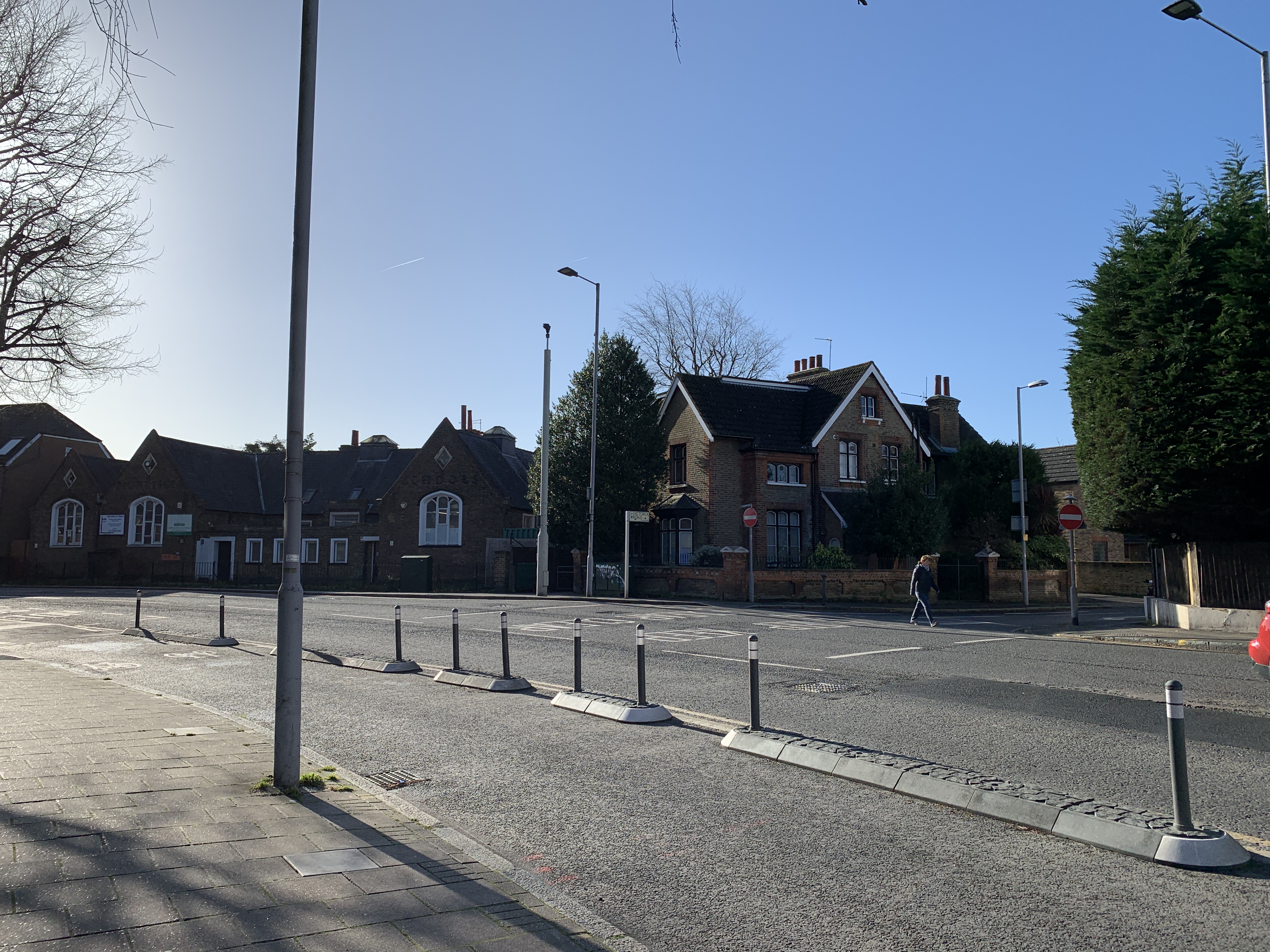 Jislon_Satellite_Island_Jislon_City_Pole_Cone_Kingston_Rediweld_Traffic2