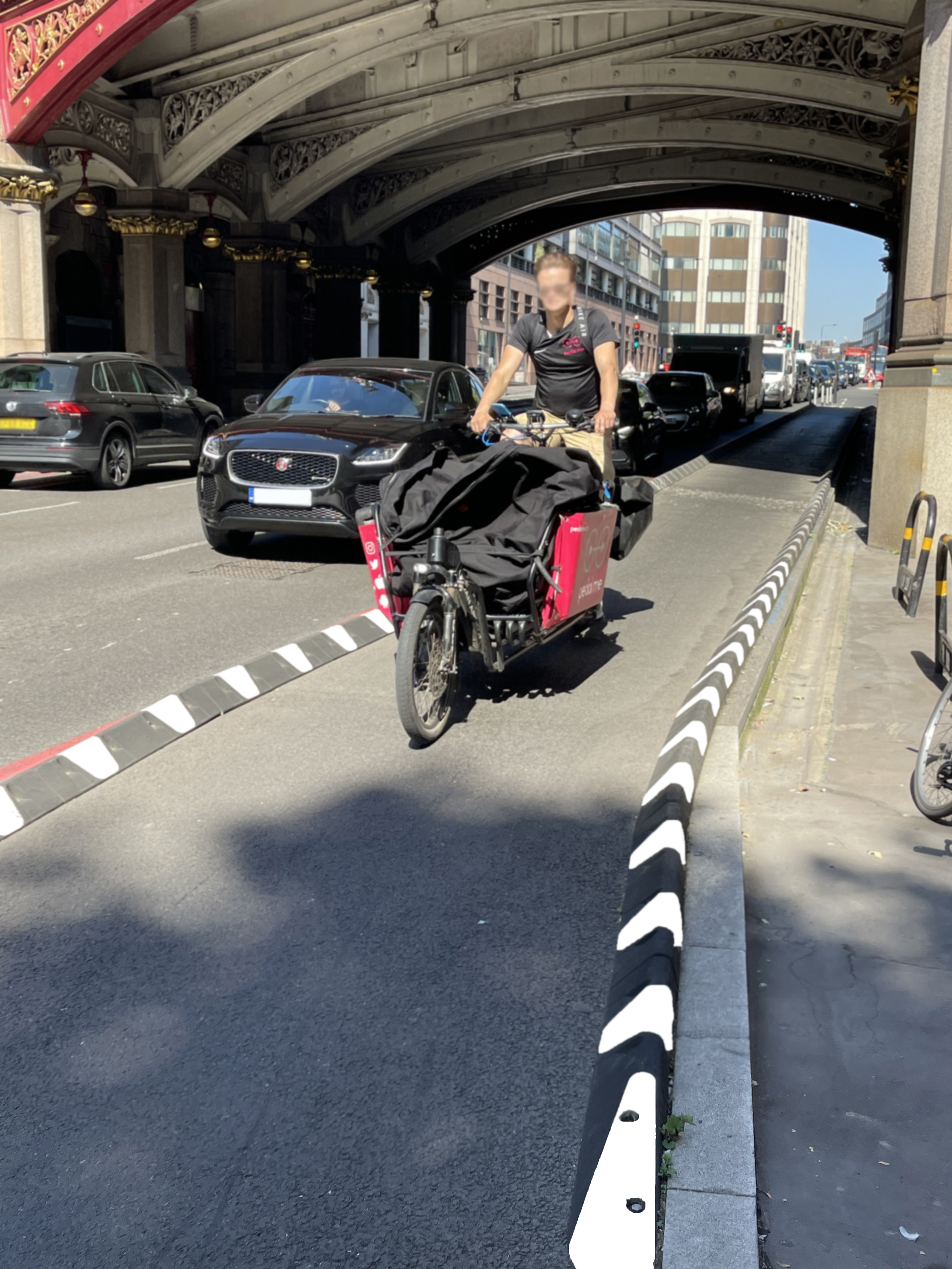 Kerb_Orca_Cycle_Lane_Products_London_Pedal_Me_Bike_Rediweld_Traffic