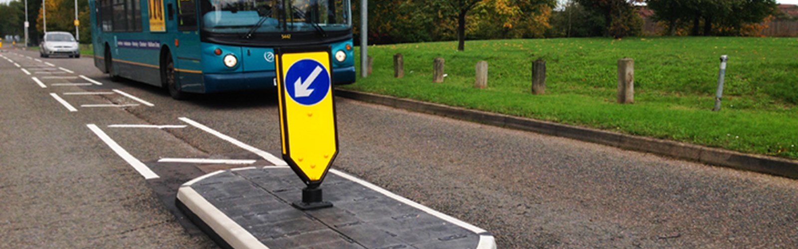 RediPave_Traffic_Island_Bollard_Chevrons_Rediweld_Traffic_4